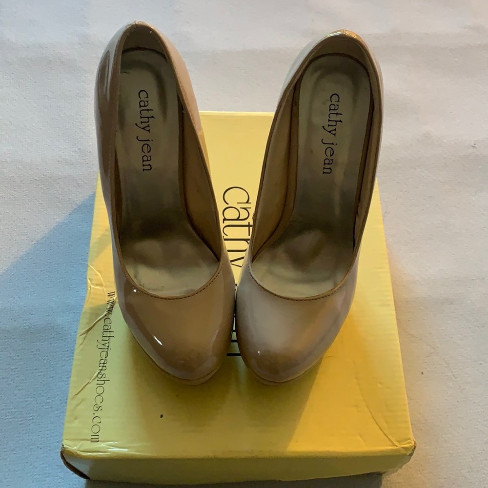 Cathy Jean CloseToed High Heels
